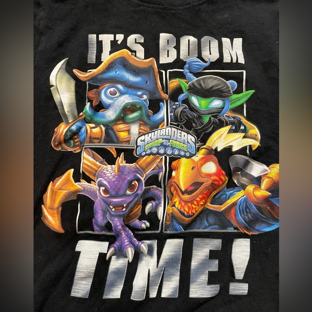 Skylanders Shirt - Picture 2 of 3